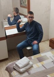 Mlad decko bg
