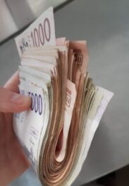 Potrebna studentkinja