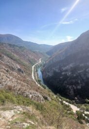 Diskrecija I obostrano zadovoljstvo