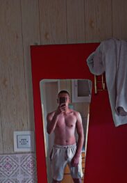 Hotboy03