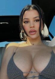 Seksi boginja 💦👉