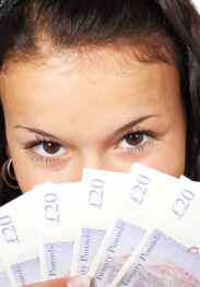 Mlad Sugar Daddy za ozbiljnu devojku
